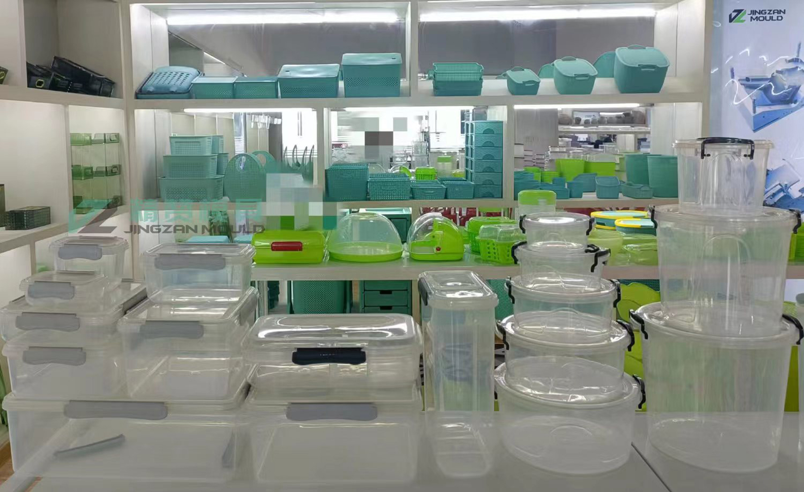 Creating Efficient and Cost-effective Logistics Processes with the Logistics Turnover Box Mould