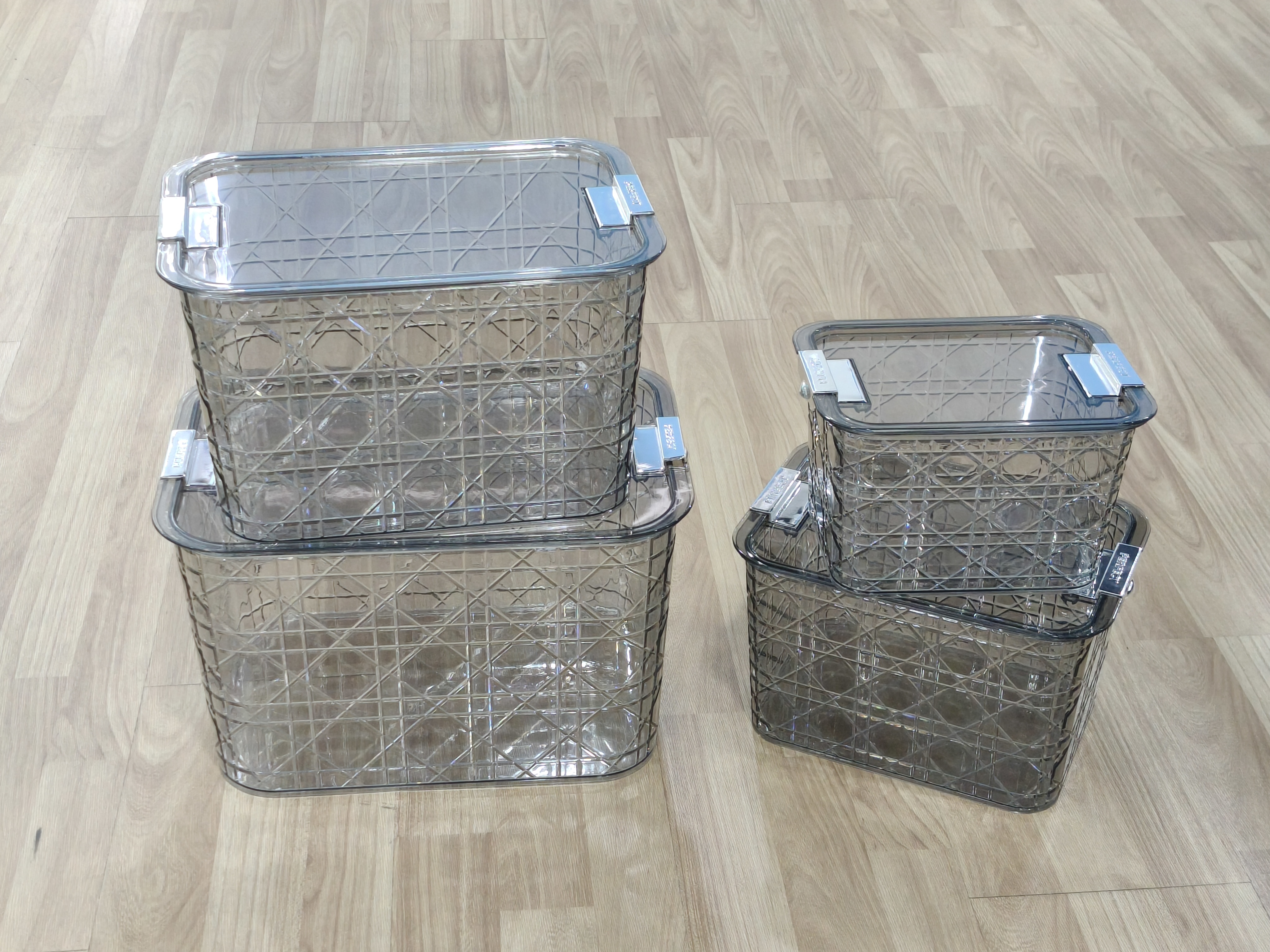 Plastic injection new style PET box mold