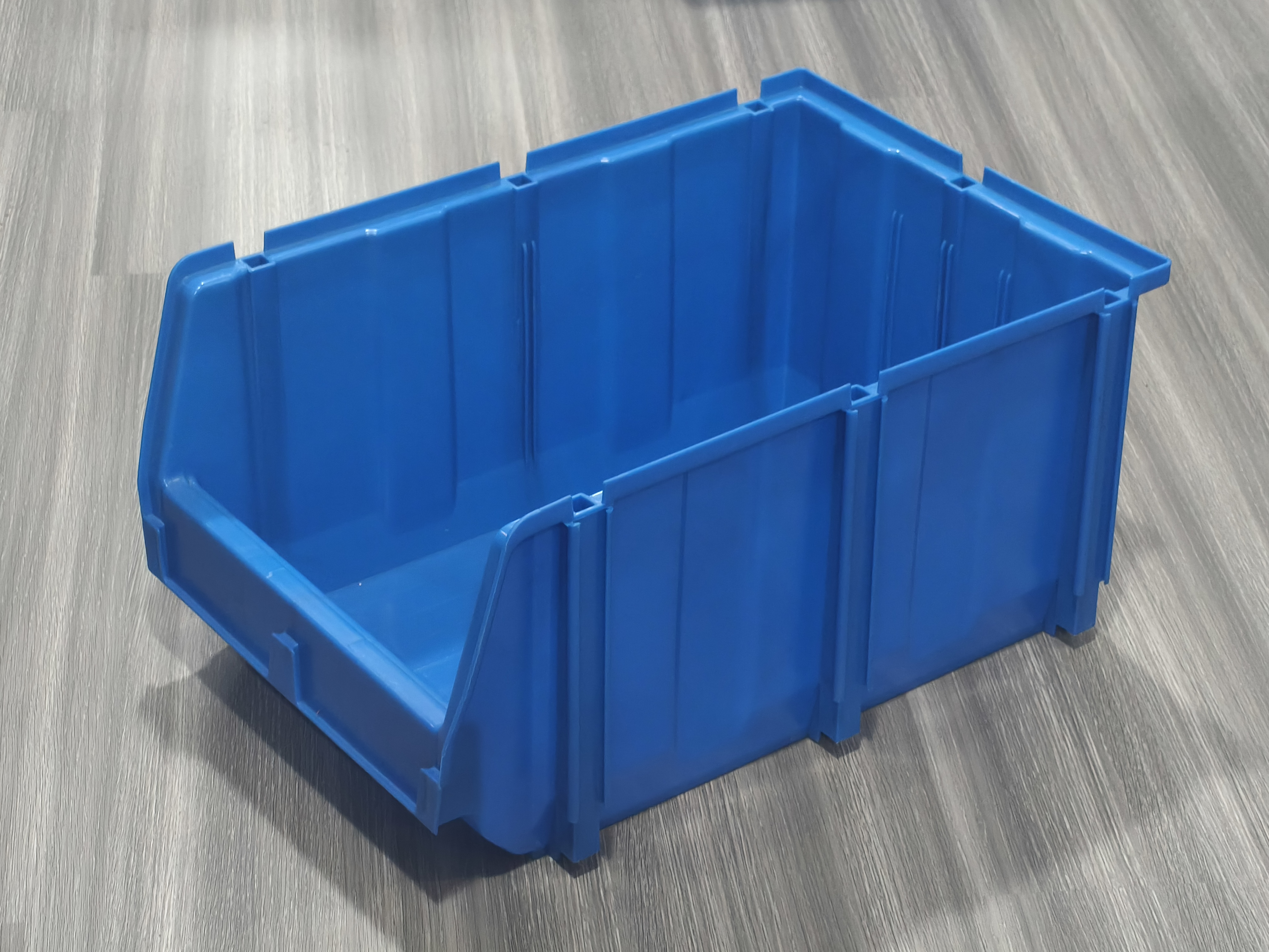 Plastic injection tool box mould 