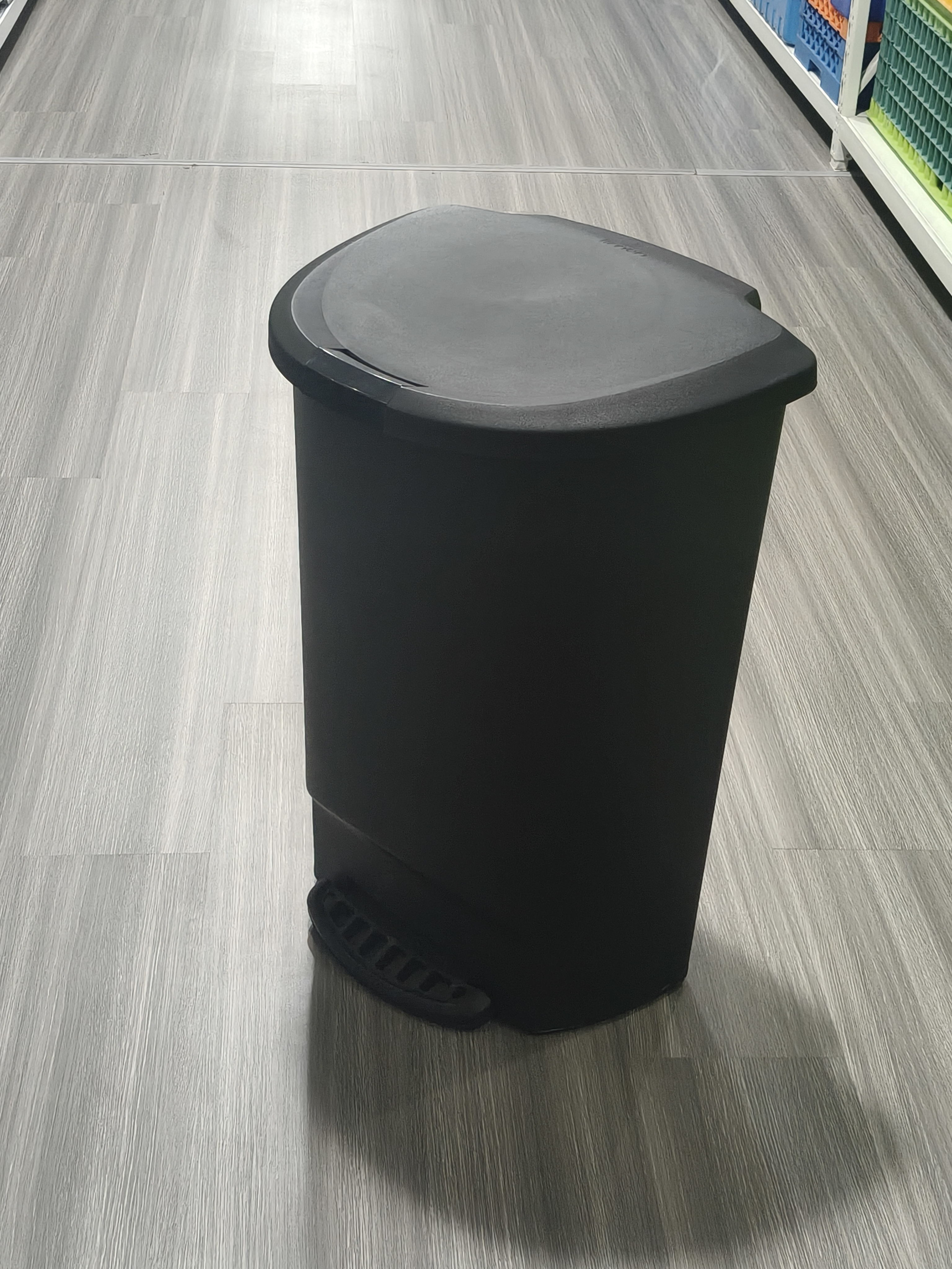 Plastic injection black trash can mould