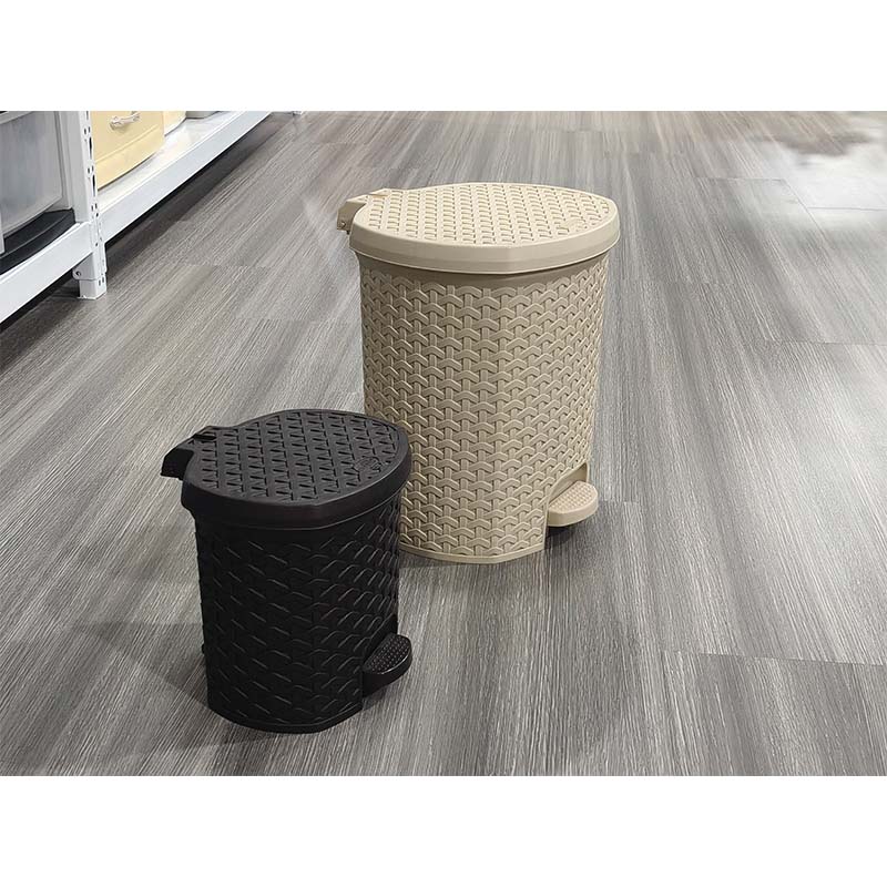 Plastic injection rattan trash can mould