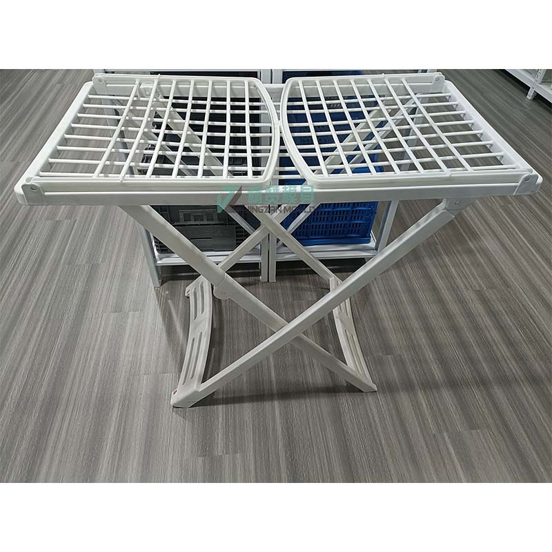 Plastic injection foldable clothes hanger mold 