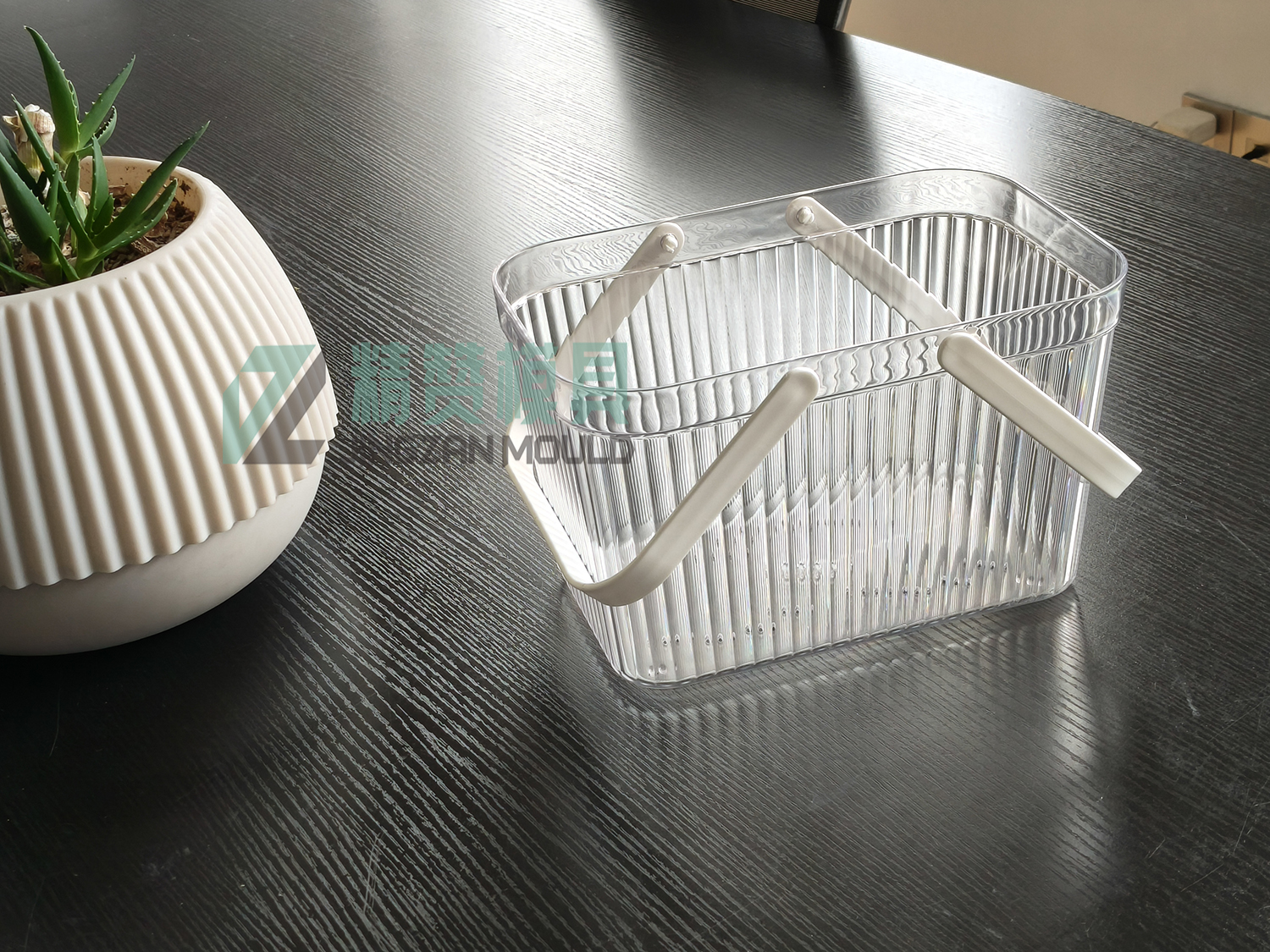 Plastic injection PET bucket mould 